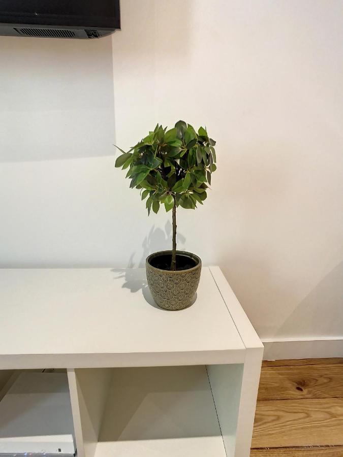 Studio Hyper Centre Gare Vieil Antibes Mer 2Pers Apartment Luaran gambar